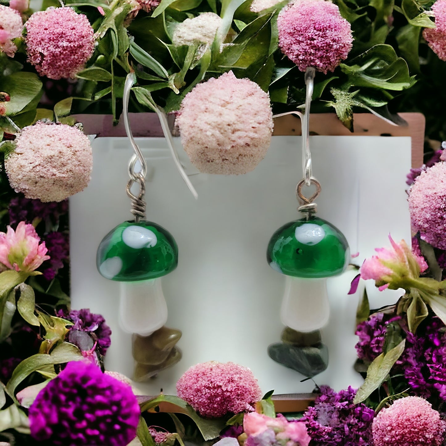 Toadstool earring green