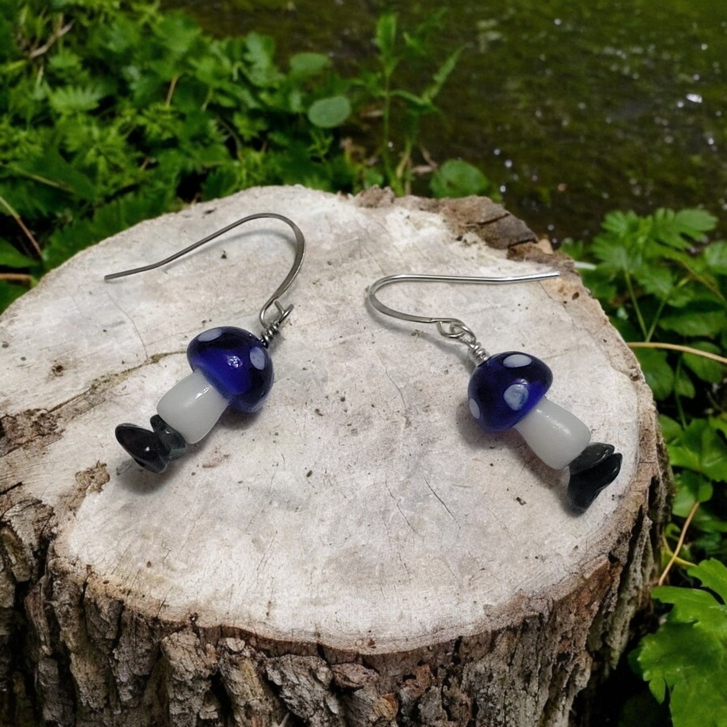 toadstool earrings