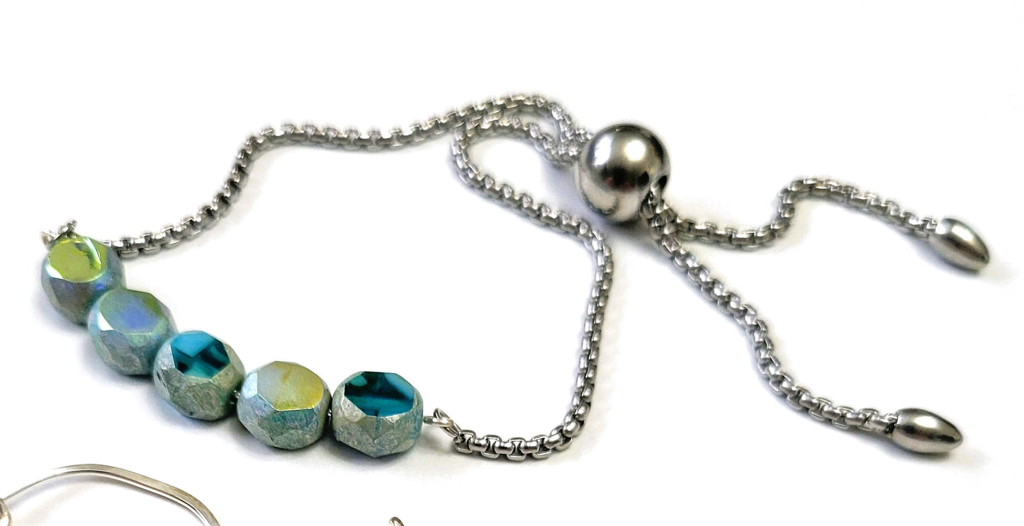 raw Czech bracelet