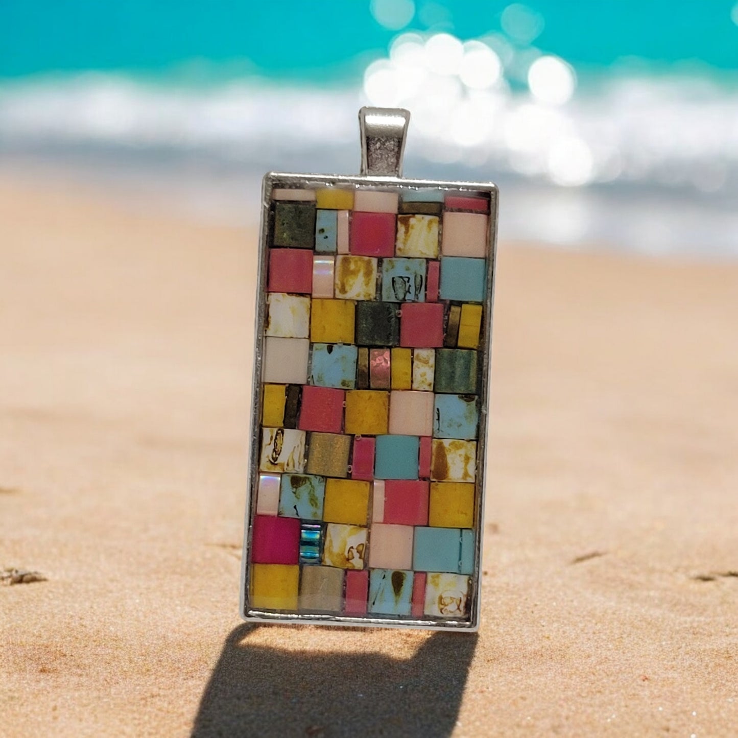 mosaic beachy necklace